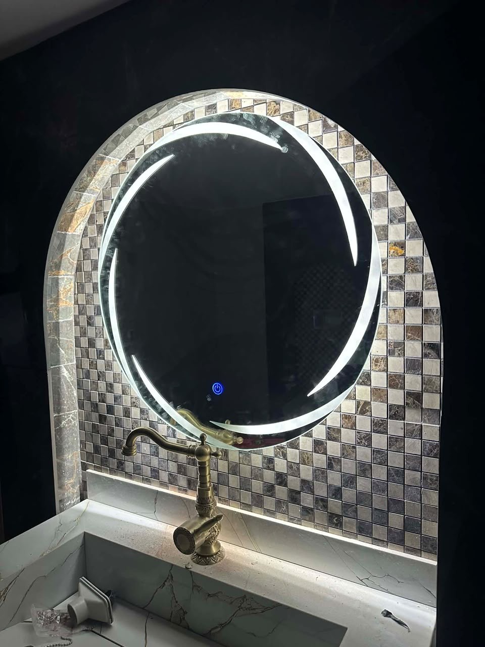 Miroir rond lumineux